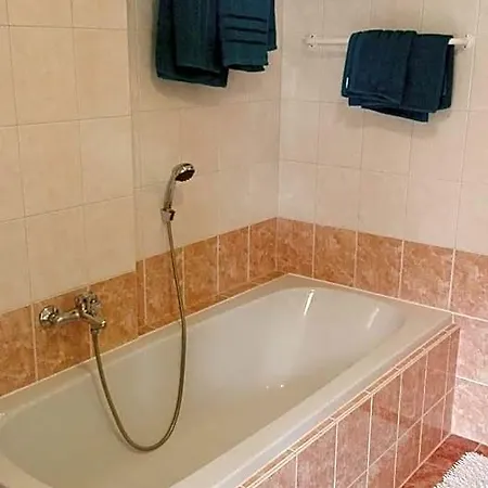 Mamut Aparthotel 3*